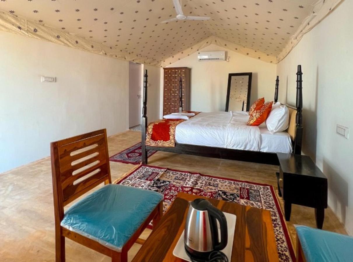 Ozaki Desert Camp & Resort Jaisalmer Esterno foto
