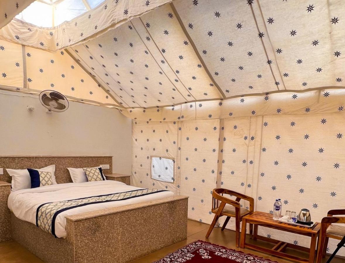 Ozaki Desert Camp & Resort Jaisalmer Esterno foto